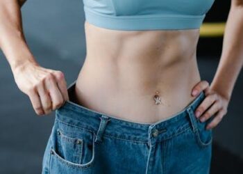 I Drank a Diet Shake for Lunch Every Day for a Year. Here’s the Hard Truth About Why It Failed—And the Simple System That Finally Worked.