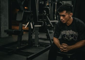 Beyond the Scoop: The Powerlifter’s Definitive Guide to Pre-Workout Science