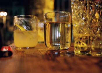 The Definitive Guide to Low-Sodium Beverages: A Scientific and Consumer-Focused Report