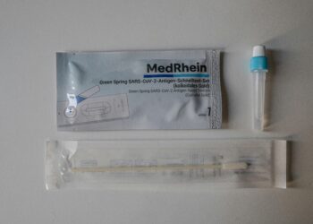 The Unseen Saboteur: A Guide to Methylation, MTHFR, and Finding the Best B-Complex