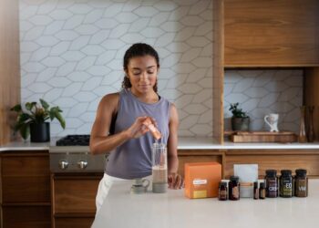 Beyond the Bottle: Why I Traded Fish Oil for Krill Oil and the “Delivery System” Secret Every Dog Owner Needs to Know