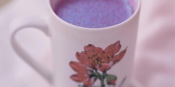 The Nightly Ritual: A Scientific and Practical Guide to Lavender Tea for Restorative Sleep