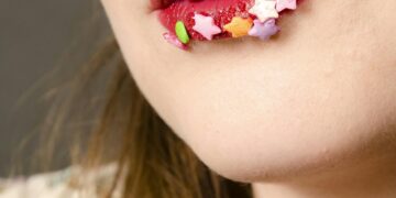 Beyond the Candy Aisle: A Geriatric Dietitian’s Definitive Guide to Choosing the Best Gummy Vitamin for Women Over 60